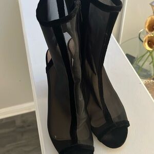 Black peek-a-boo open-heel size 9.5